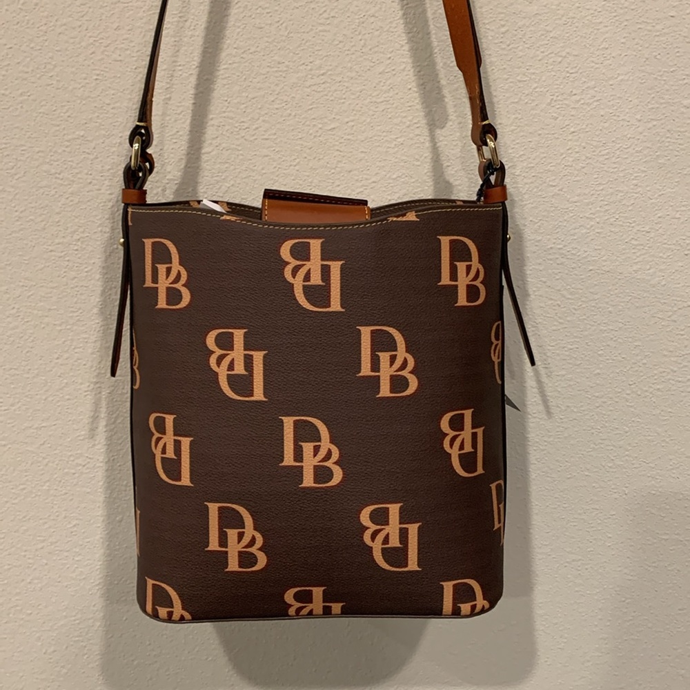 LMT: Dooney & Bourke Monogram Ridley - Picture 3 of 17